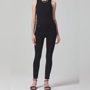 Citizens of Humanity Rocket Ankle Mid Rise Skinny
In Plush Black - Size 27